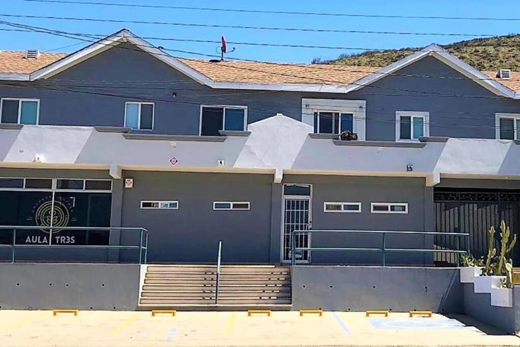 Lovely 1 Bedroom Apartment W/Private Parking Ensenada Exterior photo