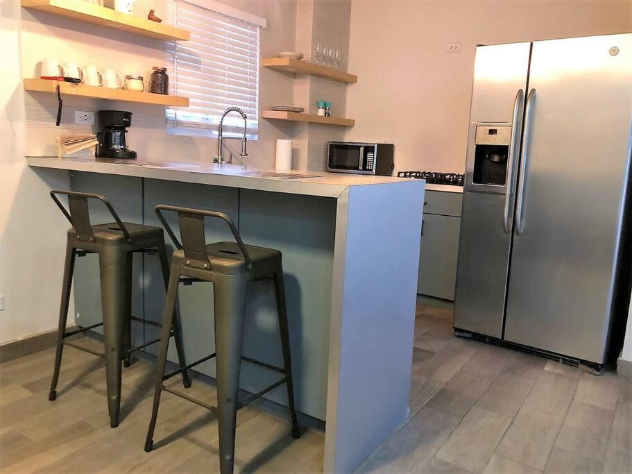 Lovely 1 Bedroom Apartment W/Private Parking Ensenada Exterior photo